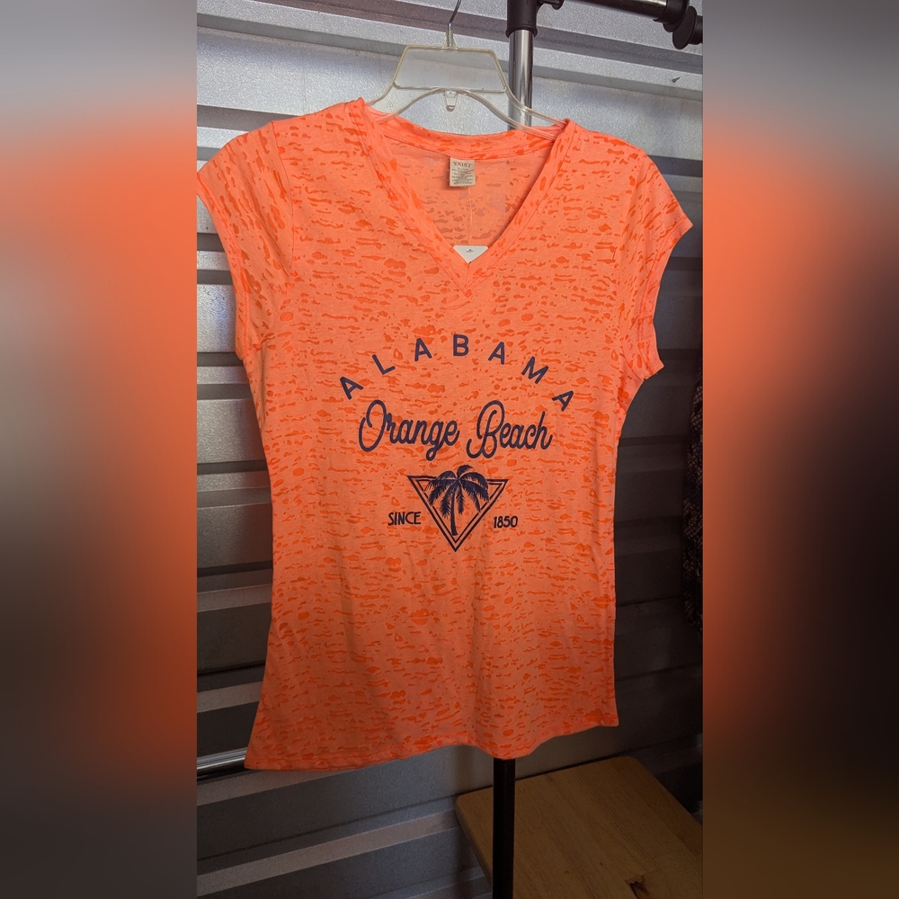 Orange Beach Graphic Women's Top